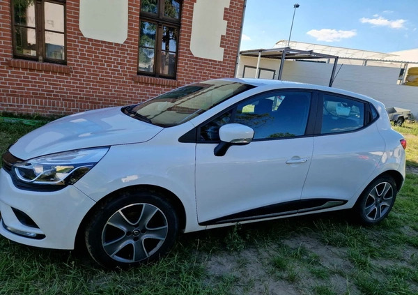 Renault Clio cena 33900 przebieg: 108000, rok produkcji 2017 z Oborniki małe 211